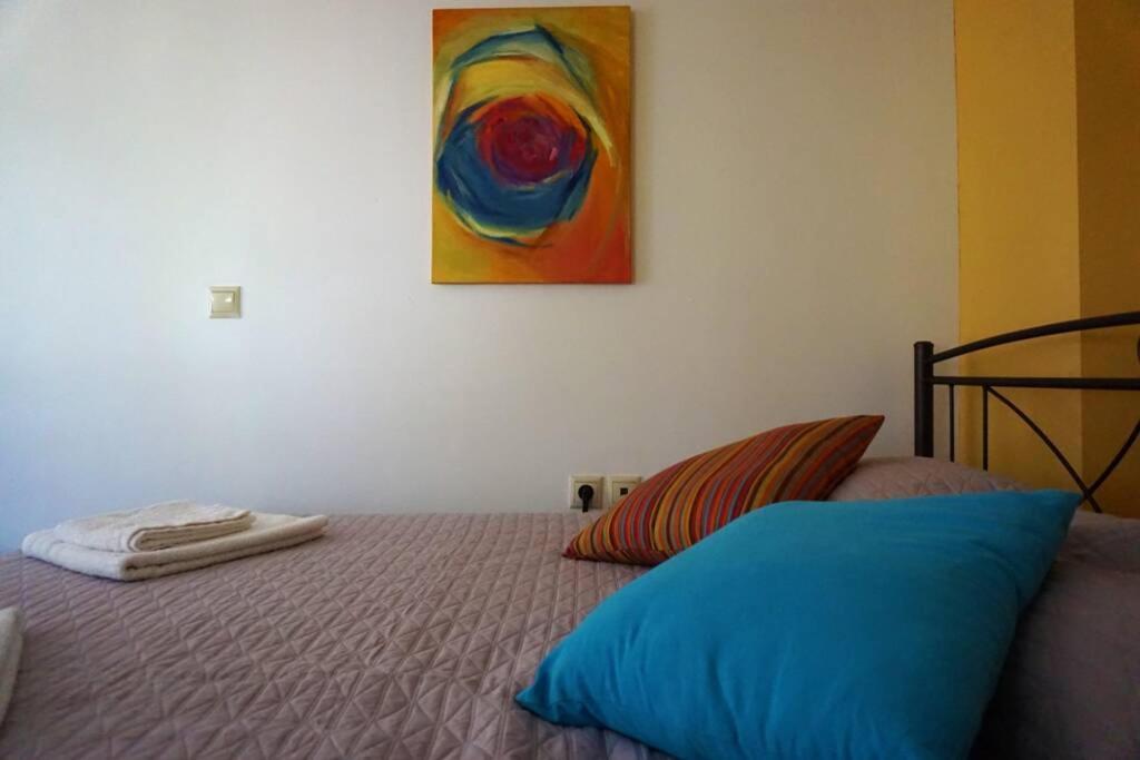 Cosy Guest House With Private Yard Saronida 外观 照片